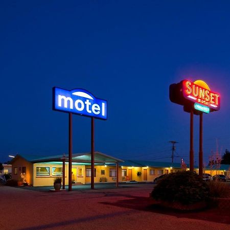 Sunset Motel Moriarty Екстер'єр фото