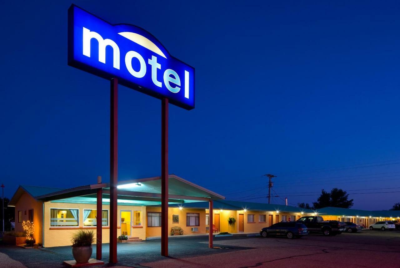 Sunset Motel Moriarty Екстер'єр фото